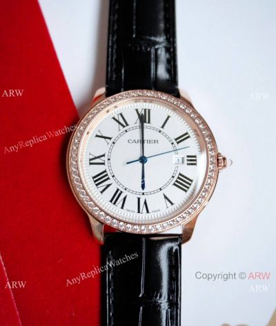 Copy Cartier Ronde Must Quartz watches Rose Gold with Diamonds